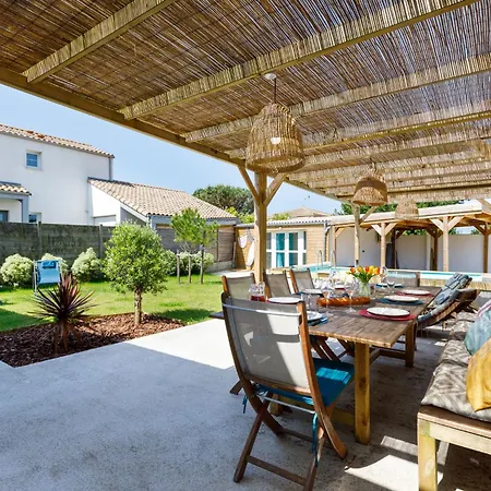 Apartment La Perle De Jade-2 By Interhome Pornic